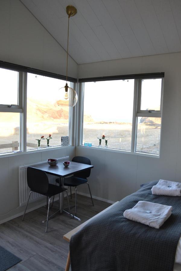 וסטמאנא'איאר Ofanleiti Cottages מראה חיצוני תמונה