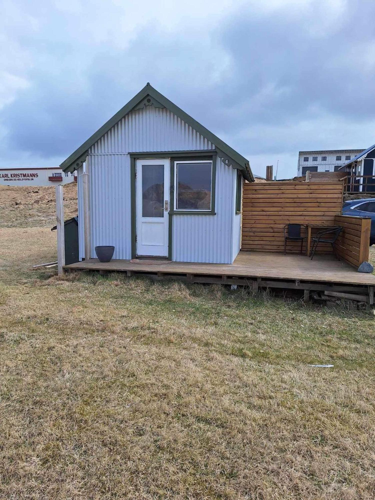 וסטמאנא'איאר Ofanleiti Cottages מראה חיצוני תמונה